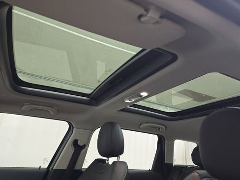 Used 2017 MINI Cooper Clubman S image 23