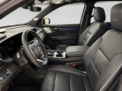 Used 2025 Buick Enclave Avenir w/ Super Cruise Package AWD/4WD image 12