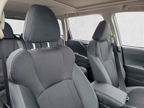 Used 2019 Subaru Forester Premium image 12