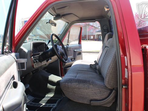 Used 1991 Ford F250 2WD Regular Cab image 11