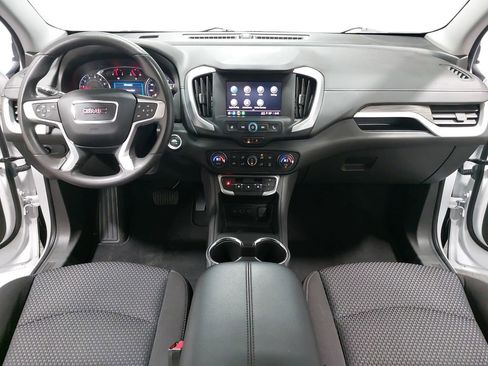 Used 2023 GMC Terrain SLE w/ Driver Convenience Package image 9