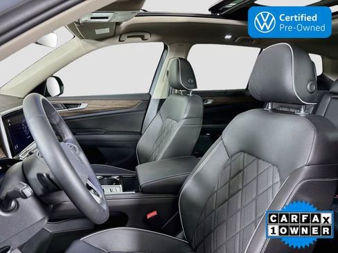 Certified 2025 Volkswagen Atlas SEL Premium R-Line AWD/4WD image 21