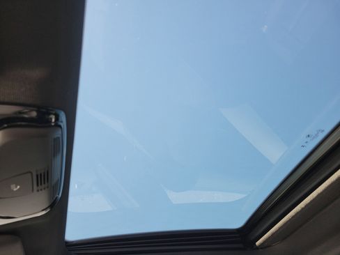 Used 2024 BMW 330i xDrive Sedan image 32