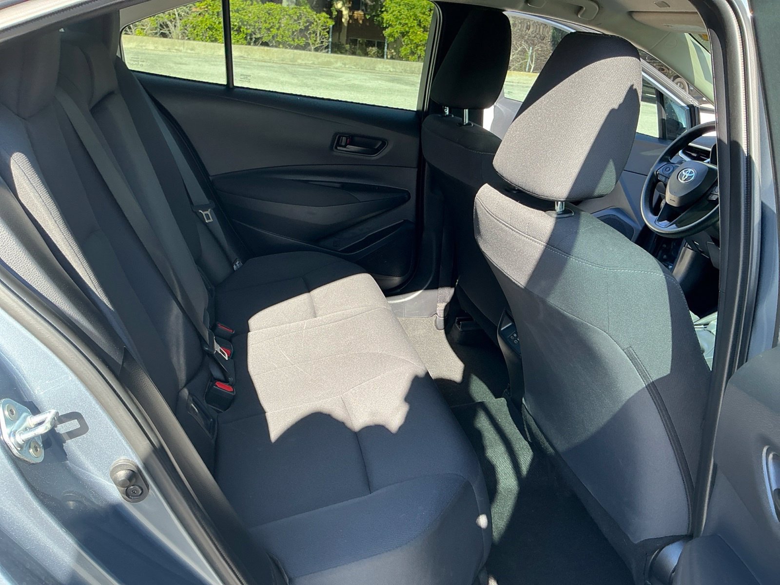 Used 2025 Toyota Corolla LE FWD image 15