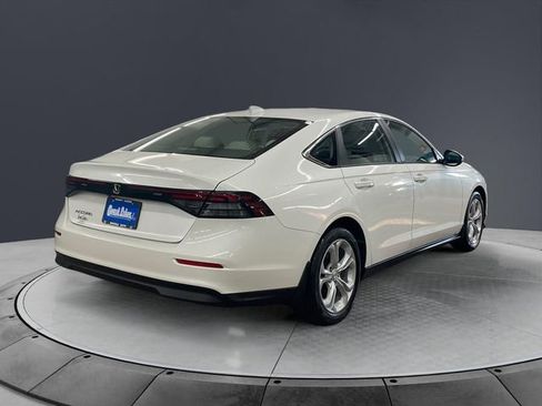 Certified 2023 Honda Accord LX image 5