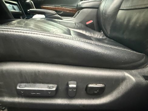 Used 2011 Honda Accord EX-L image 21