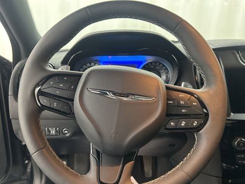 Used 2023 Chrysler 300 S w/ Comfort Group image 12