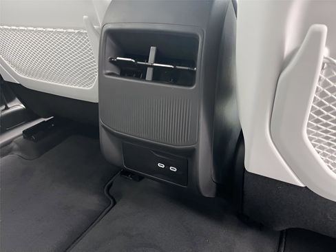 Used 2025 Jeep Wagoneer S Limited image 24