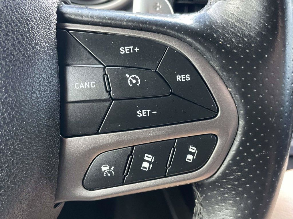 Used 2020 Dodge Challenger R/T Scat Pack RWD image 30