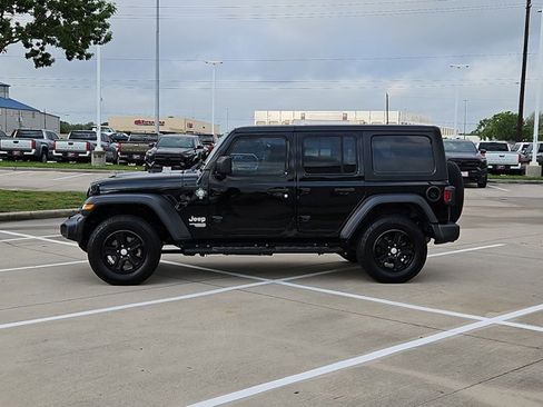 Used 2020 Jeep Wrangler Unlimited Sport S image 9