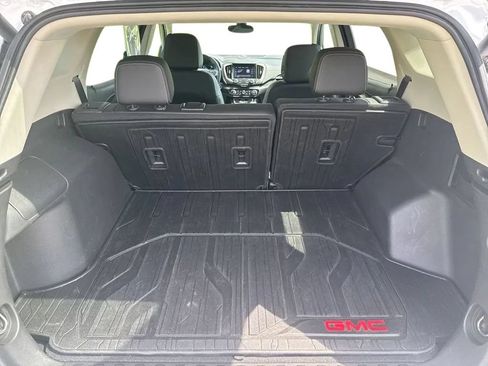 Used 2024 GMC Terrain Denali w/ LPO, Floor Liner Package AWD/4WD image 9