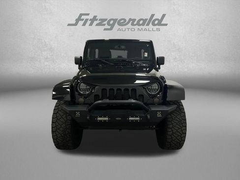 Used 2013 Jeep Wrangler Unlimited Sahara w/ Connectivity Group AWD/4WD image 8