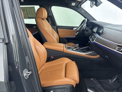 Used 2022 BMW X7 xDrive40i w/ Executive Package image 25