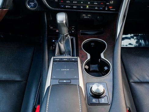 Used 2020 Lexus RX 450h AWD w/ Premium Package image 14