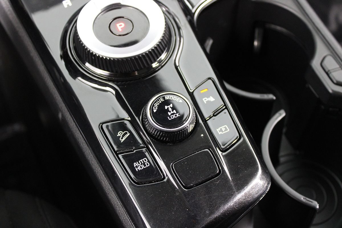 Used 2023 Kia Sportage LX AWD/4WD image 16