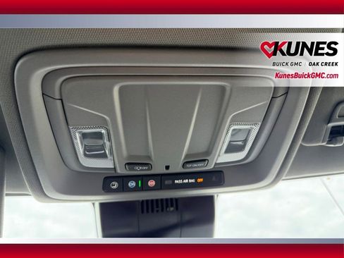 Used 2025 GMC Sierra 1500 Elevation AWD/4WD image 20