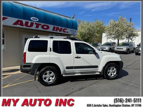 Used 2013 Nissan Xterra S w/ Value Package AWD/4WD image 3