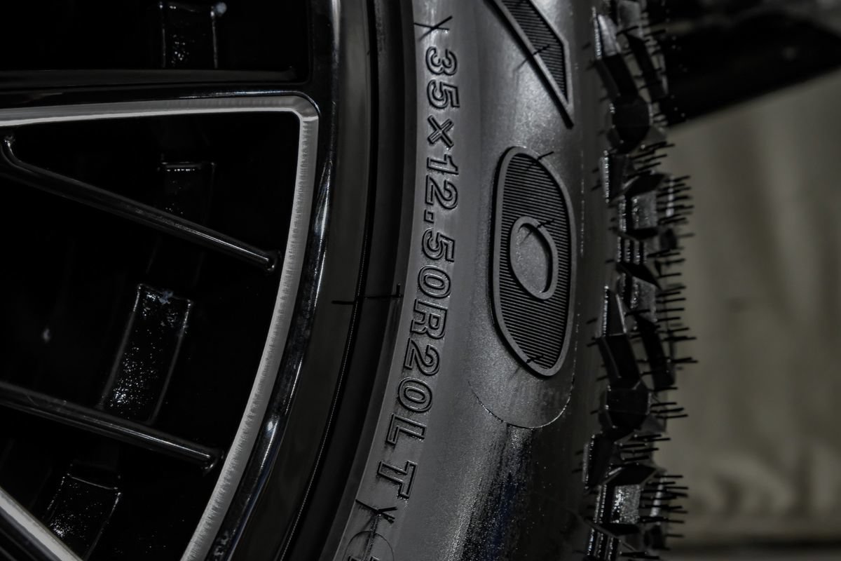 Used 2023 RAM 2500 Laramie AWD/4WD image 58