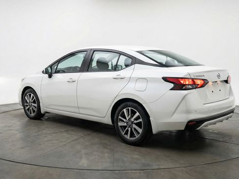 Used 2025 Nissan Versa SV FWD image 6
