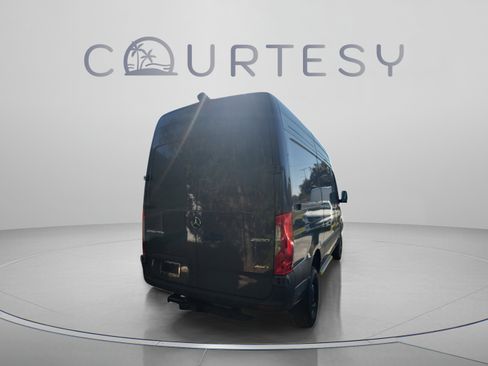 Used 2026 Mercedes-Benz Sprinter 2500 image 3