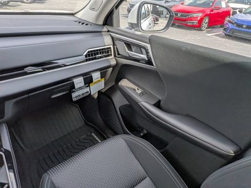 New 2026 Mitsubishi Outlander ES FWD image 16