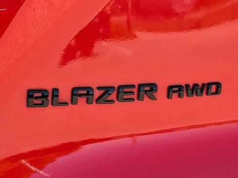 Used 2021 Chevrolet Blazer LT AWD/4WD image 28