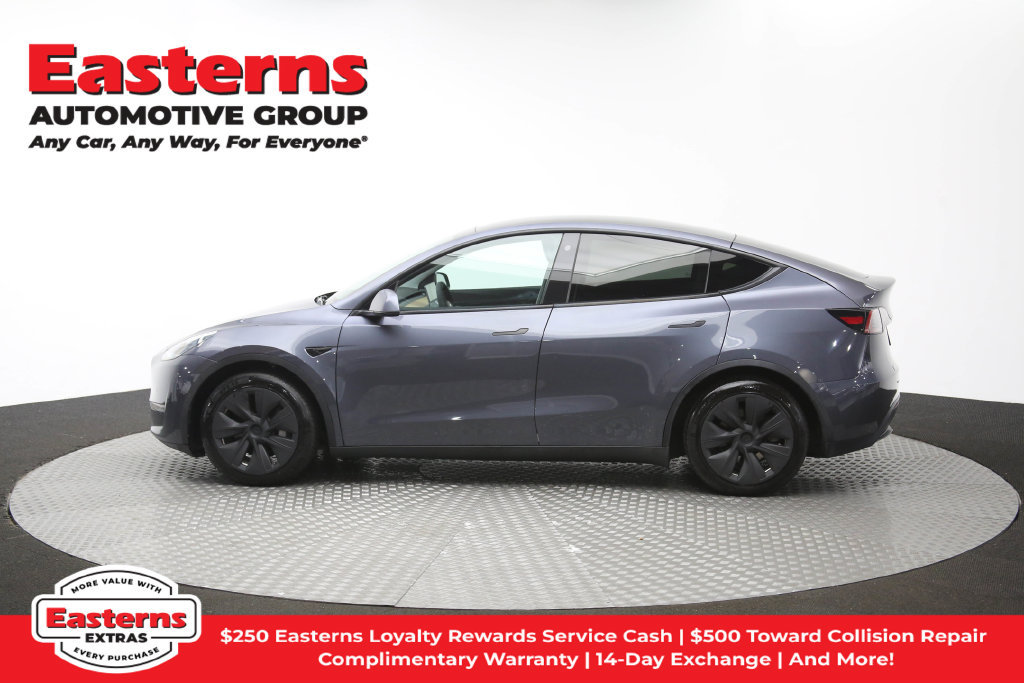 Used 2022 Tesla Model Y Long Range AWD/4WD image 56