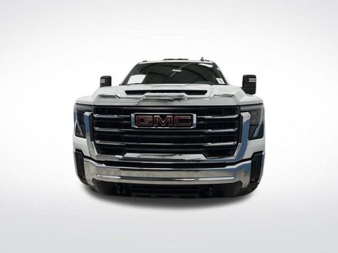 Used 2024 GMC Sierra 2500 SLE w/ SLE Convenience Package image 9