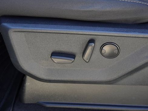Used 2024 Ford F150 XLT w/ Equipment Group 302A MID RWD image 19