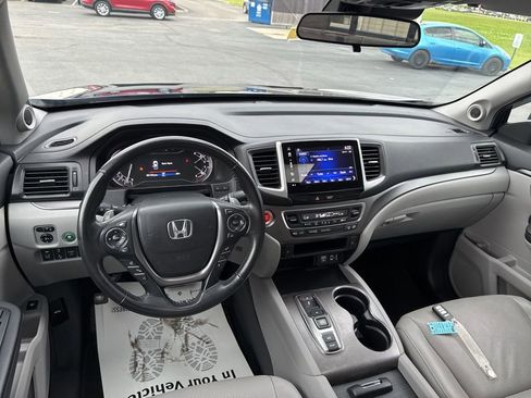 Certified 2020 Honda Ridgeline RTL image 32