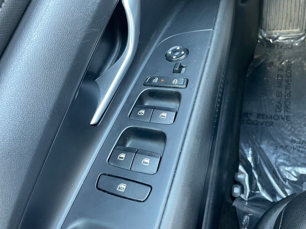 Used 2024 Hyundai Elantra Limited FWD image 25
