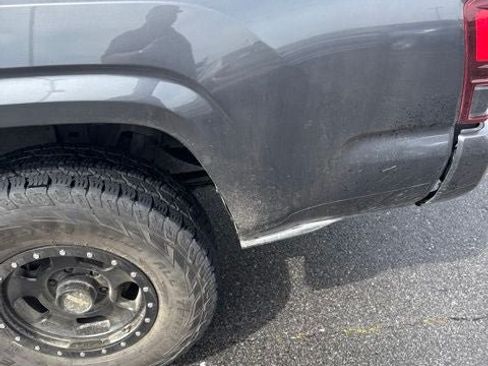 Used 2021 Toyota Tacoma SR AWD/4WD image 34