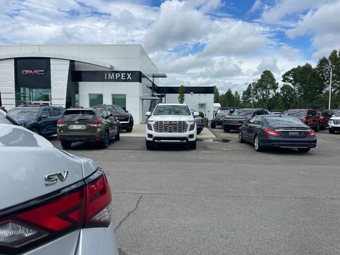 Used 2020 Nissan Sentra SV image 28