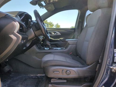 Used 2023 Chevrolet Traverse LT FWD image 22