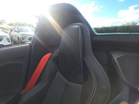 Used 2022 Chevrolet Corvette Stingray Convertible w/ Battery Protection Package image 26