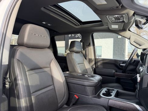 Used 2022 GMC Sierra 2500 Denali w/ Denali Ultimate Package image 34