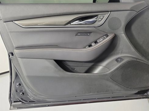 Used 2021 Cadillac CT5 Sport w/ Climate Package image 18