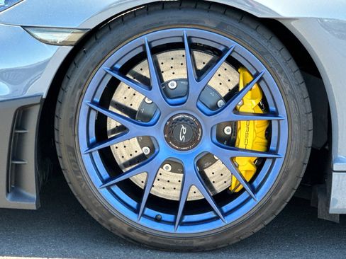 Certified 2024 Porsche 718 Cayman GT4 RS RWD image 23