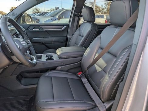 New 2026 GMC Acadia Elevation image 18