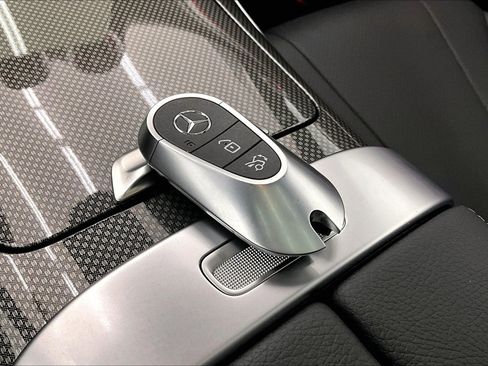 Used 2026 Mercedes-Benz CLE 300 4MATIC image 12