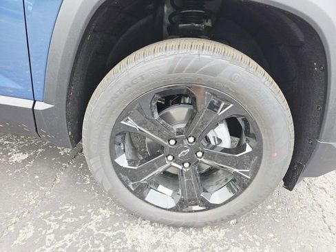 New 2026 Chevrolet Equinox LT w/ Convenience Package II AWD/4WD image 13