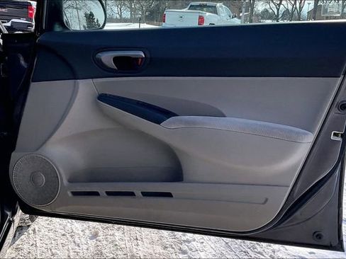 Used 2011 Honda Civic LX image 21