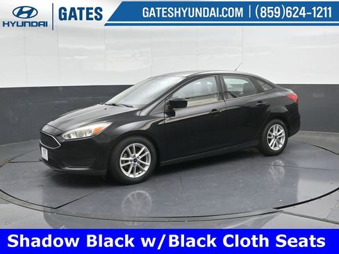 Used 2018 Ford Focus SE image 7
