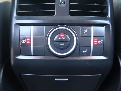 Used 2014 Mercedes-Benz GL 350 BlueTEC 4MATIC image 36