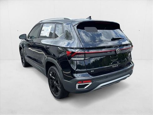 New 2025 Volkswagen Taos SE image 8