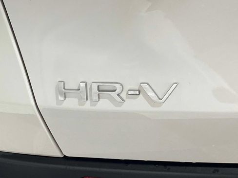 New 2027 Honda HR-V LX image 9