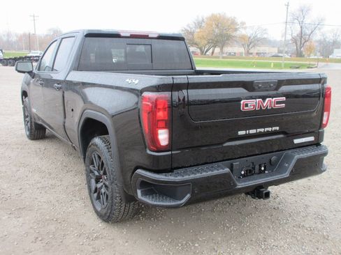 New 2026 GMC Sierra 1500 Elevation w/ Elevation Premium Package image 9