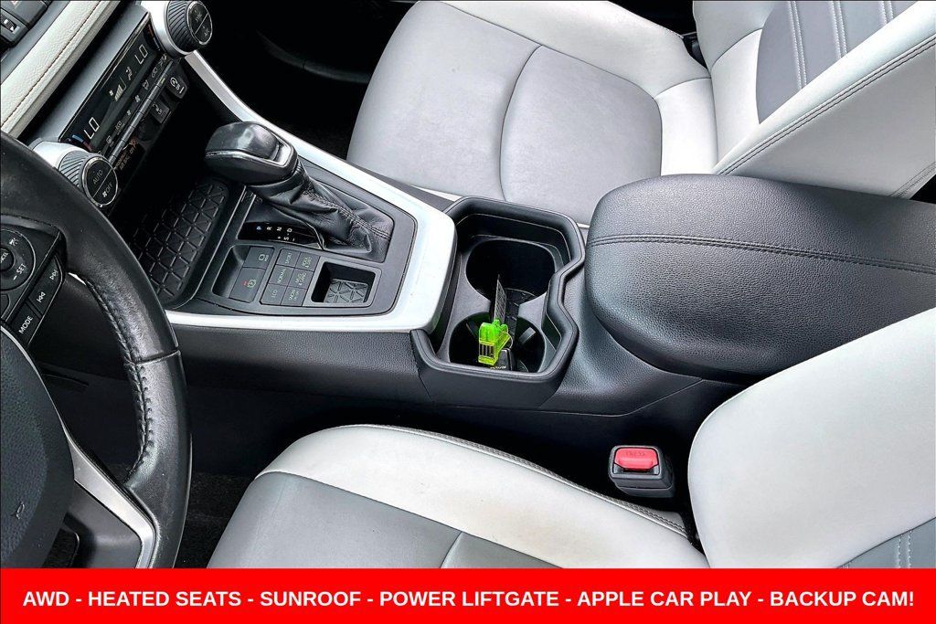 Used 2020 Toyota RAV4 XLE Premium AWD/4WD image 18