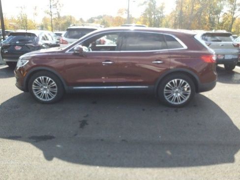 Used 2016 Lincoln MKX Reserve w/ Climate Package image 3