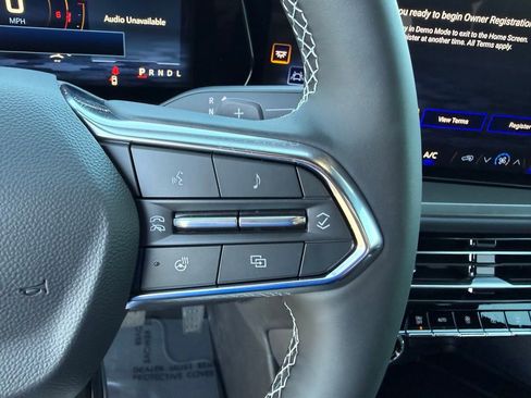 New 2026 Chevrolet Traverse LT image 24